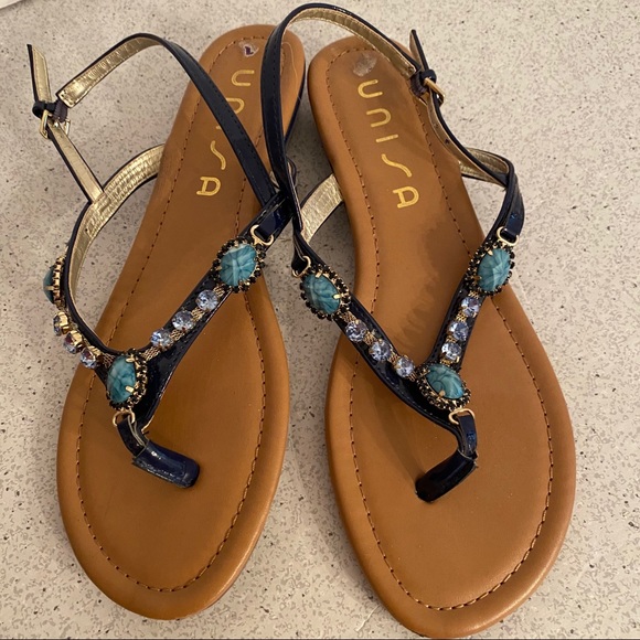 unisa thong sandals